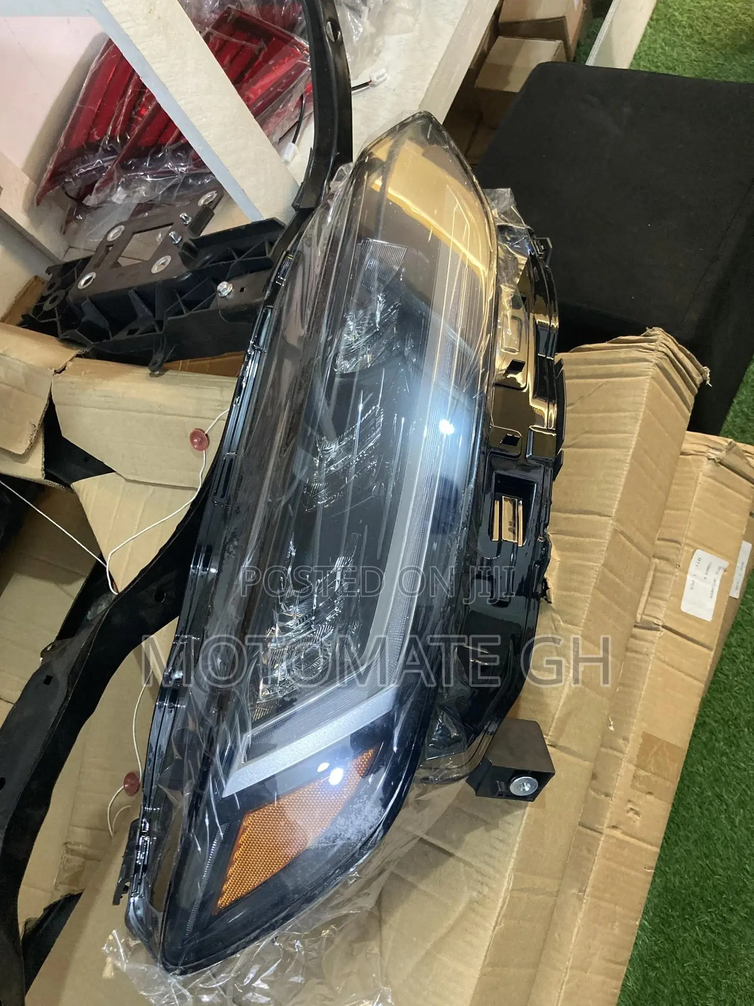 HRV 2022,2023,2024,2025 Headlight