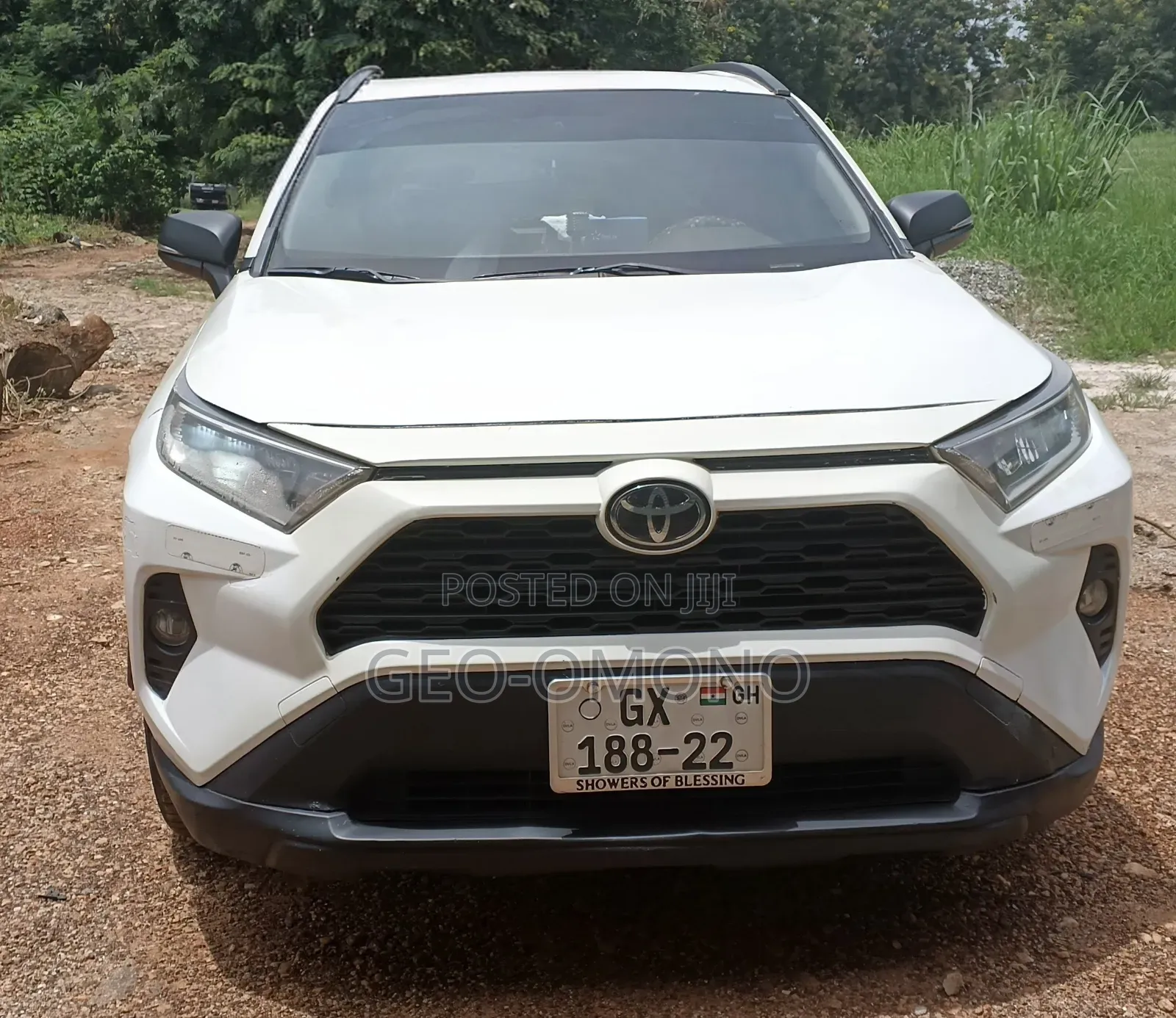 Toyota RAV4 XLE AWD 2020 White