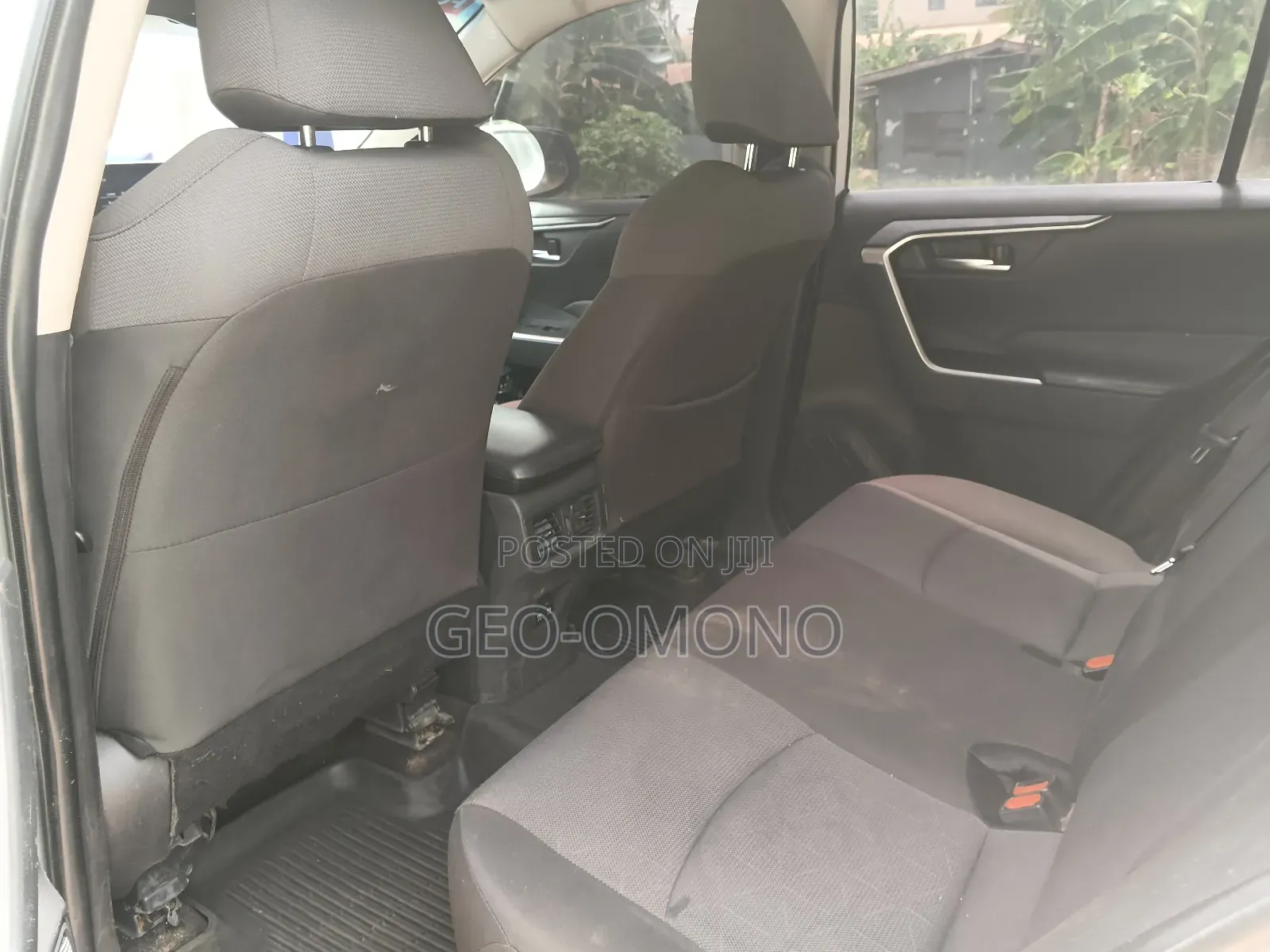 Toyota RAV4 XLE AWD 2020 White