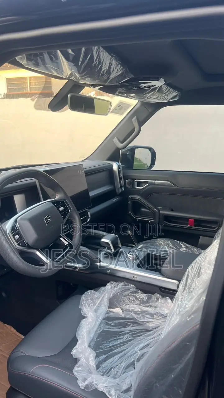 Jetour T2 1.5 Petrol AWD 2025 Black