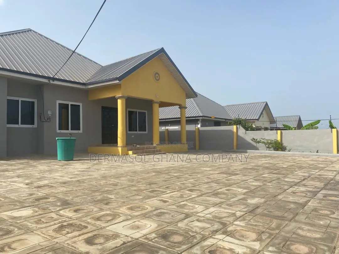 3bdrm House in Adom City Estate, Kasoa for sale