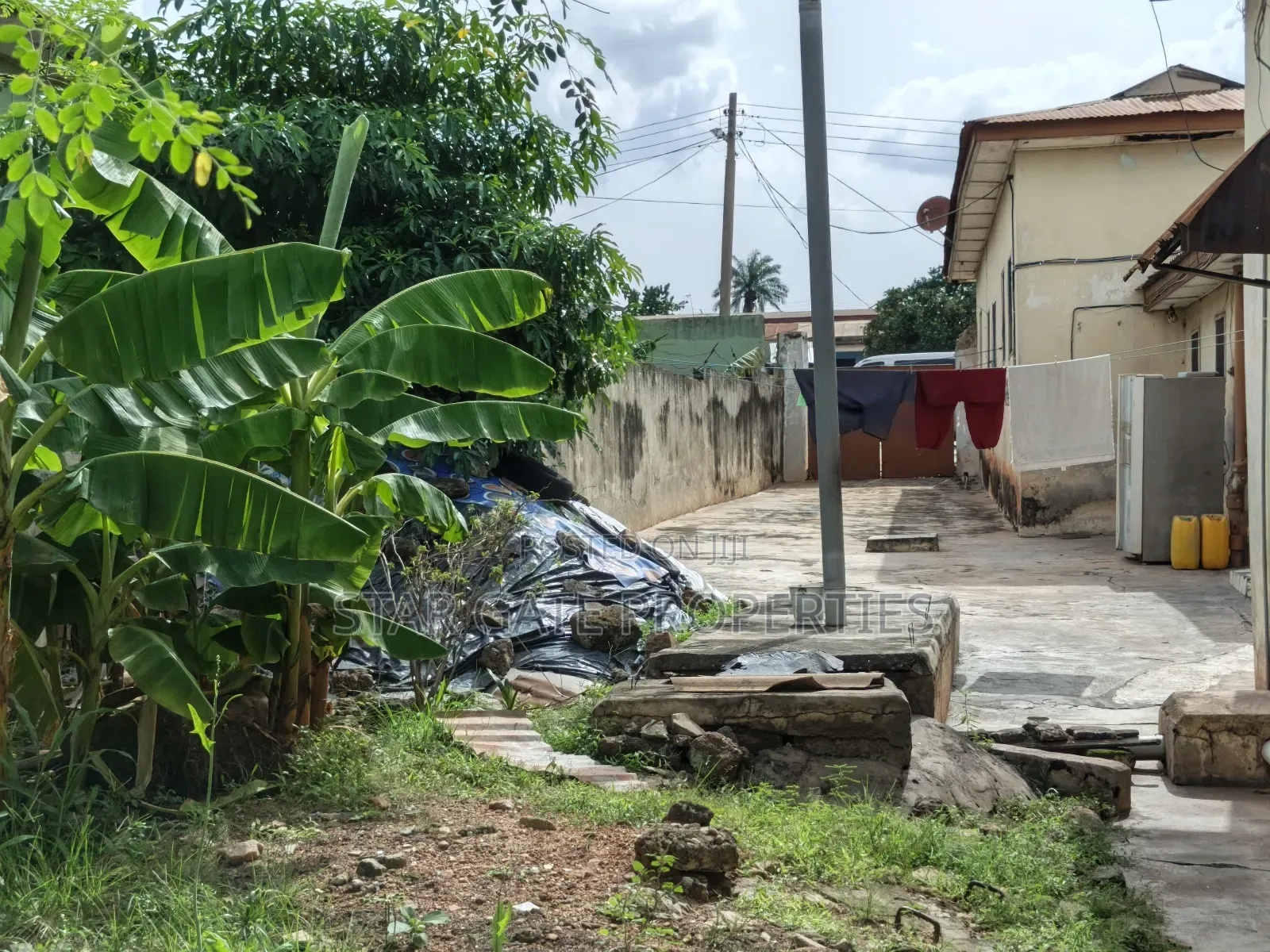 Plot for Sale at Dechemso ( Near Kumasi Airport)