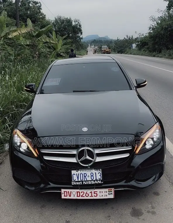 Mercedes-Benz C300 Sport 4Matic Sedan AWD (2.0L 4cyll 7A) 2016 Black