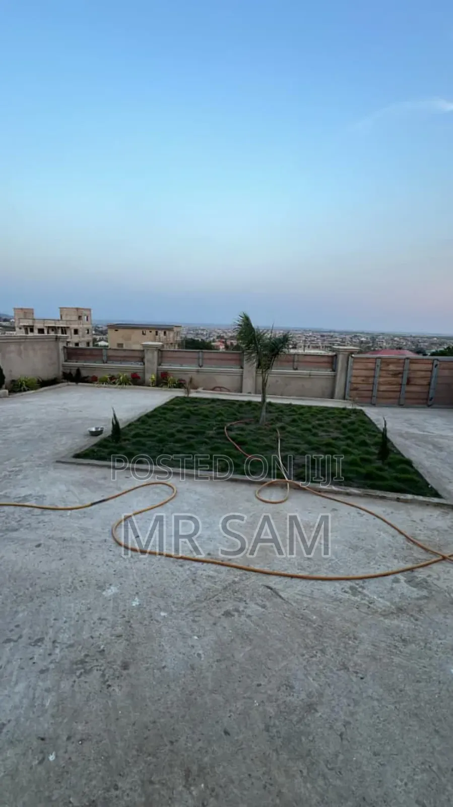 5bdrm House in Sam Properties, Old Barrier for sale