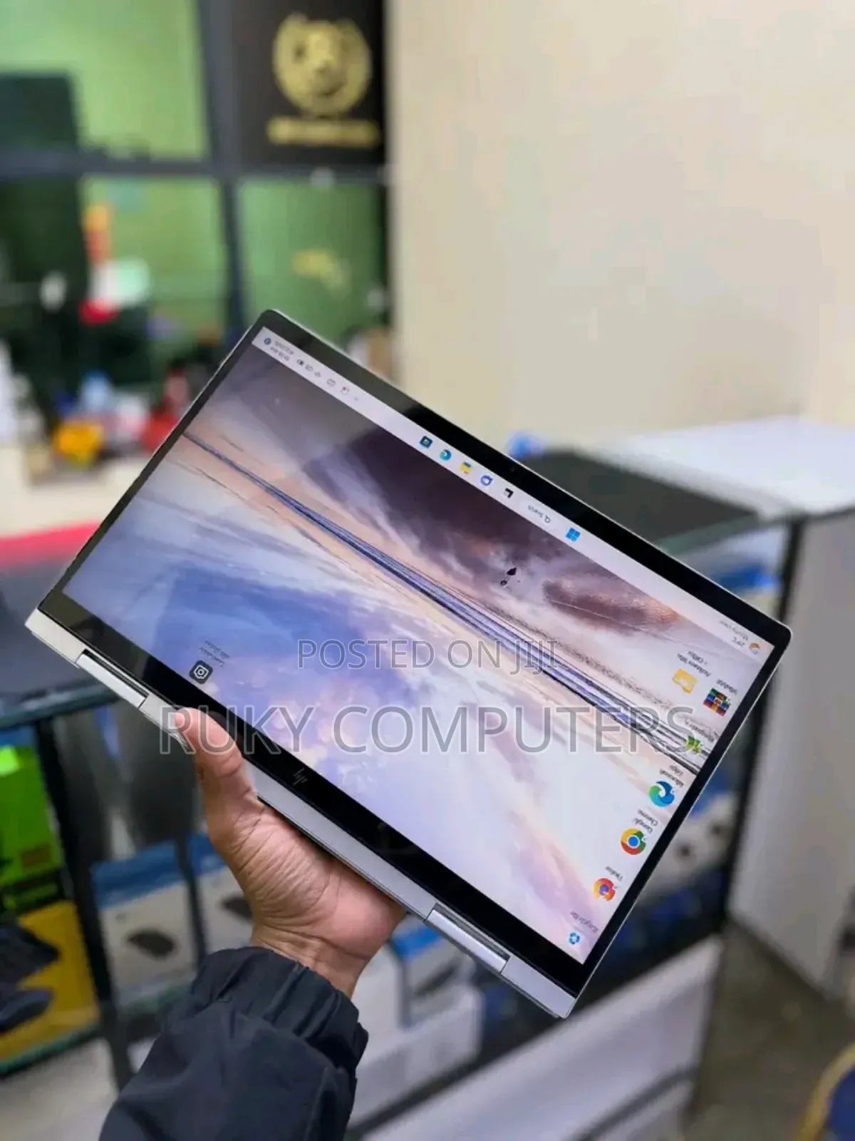 New Laptop HP Envy X360 16GB Intel Core i7 SSD 1T