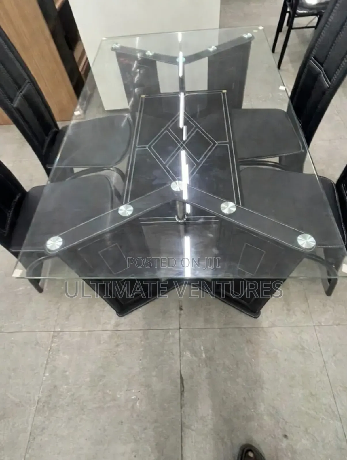 Modern 4 -Seater Glass Dining Table Set