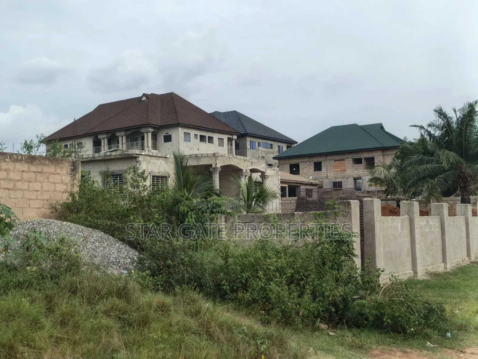 Plot for Sale at Duase New Site ( Near Buokrom/ Buobai)