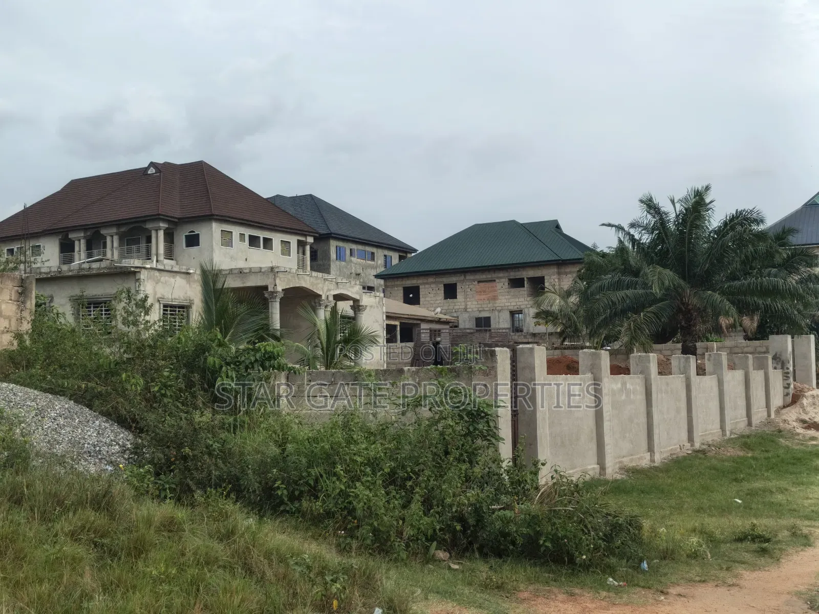 Plot for Sale at Duase New Site ( Near Buokrom/ Buobai)