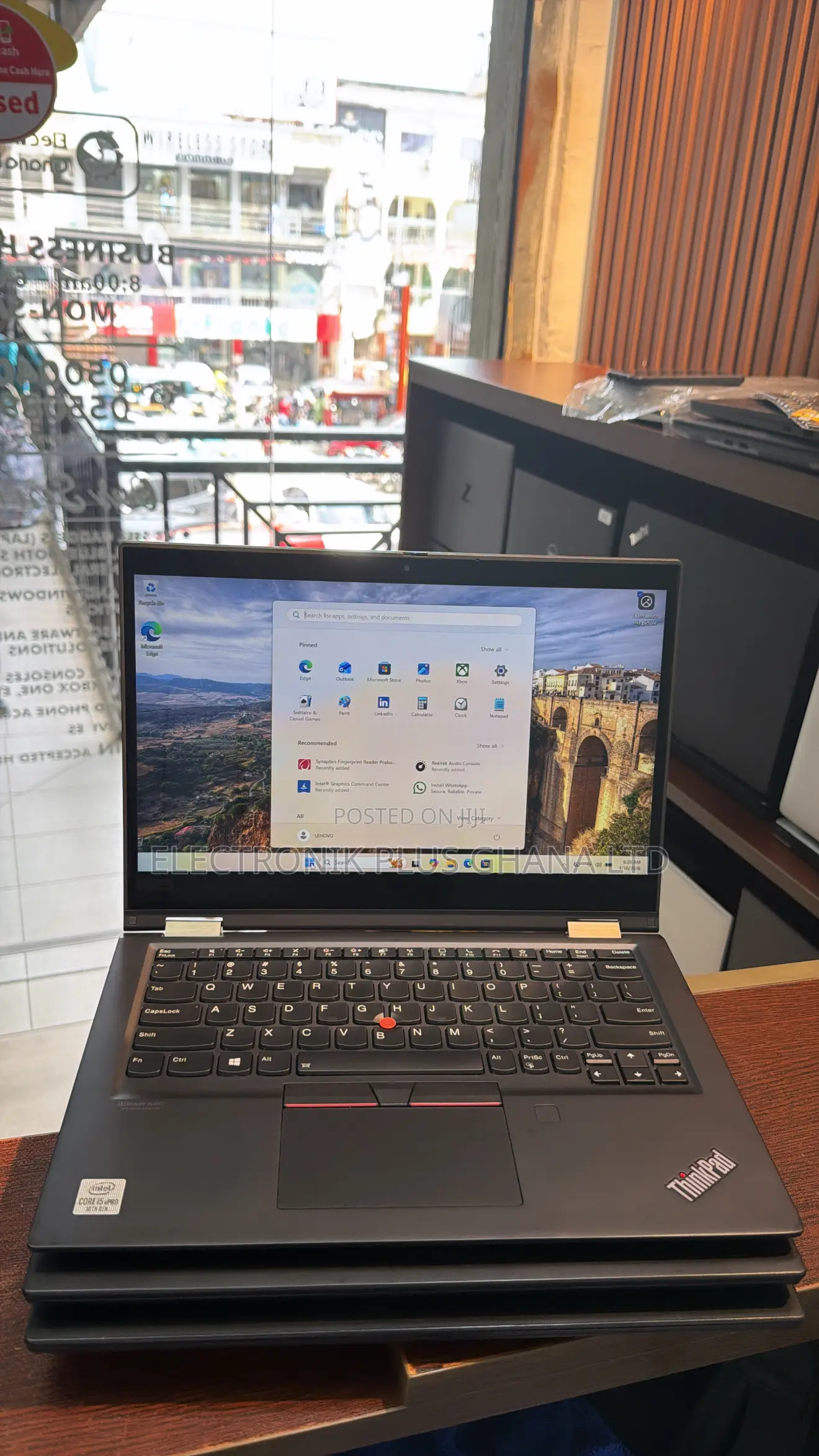 Laptop Lenovo Thinkpad x13 Yoga 8GB Intel Core i5 SSD 256GB