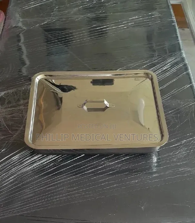 Instrument Tray With Cover