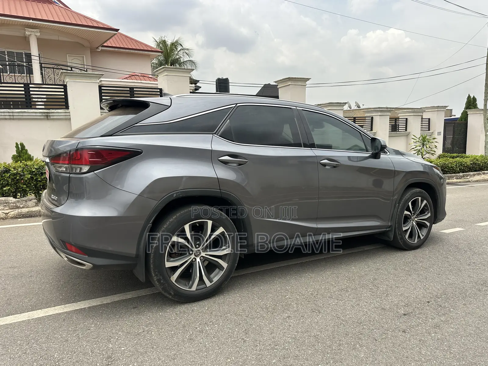 Lexus LX 2020