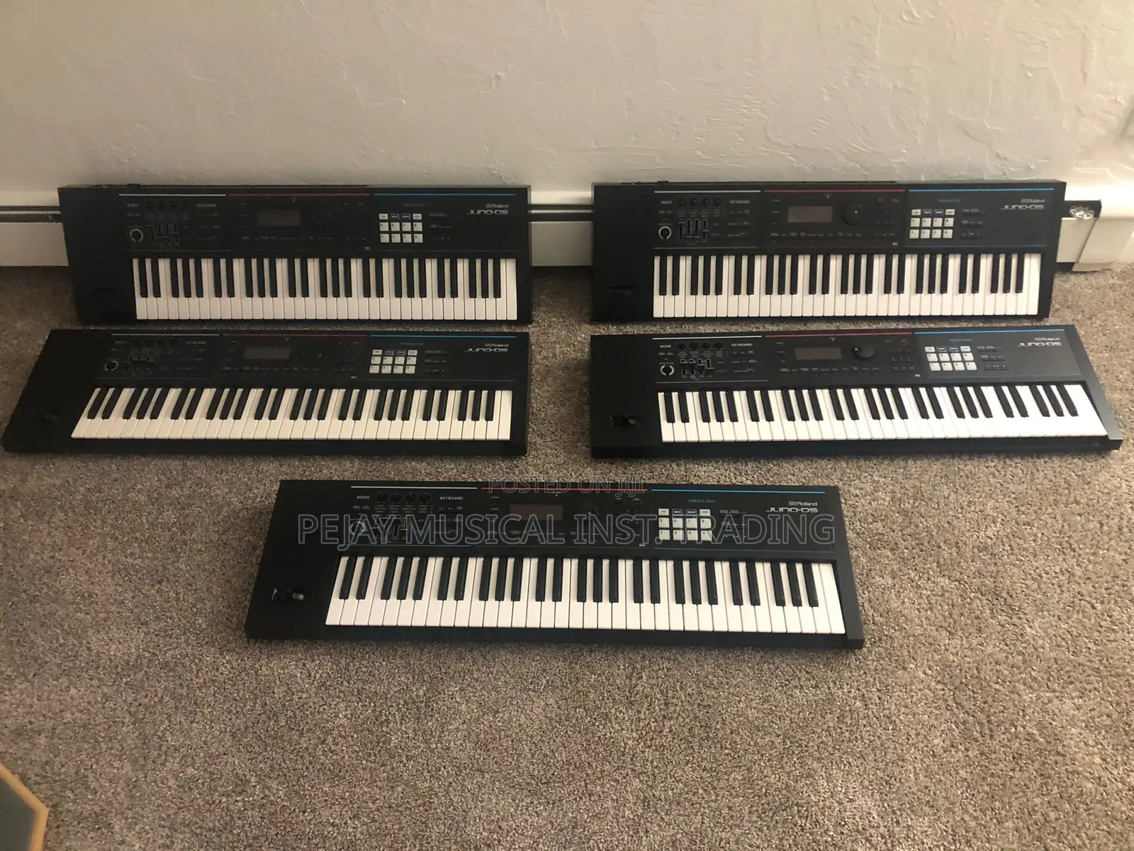Roland Juno DS61 Keyboard | Used Excellent Condition | Kumasi