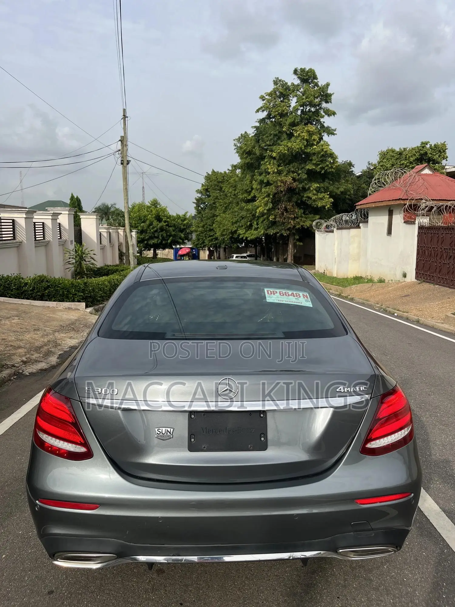 Mercedes-Benz E300 4Matic AWD Sedan (2.0L 4cyl 9A) 2017 Green