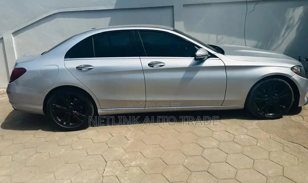 Mercedes-Benz C300 Sport 4Matic Sedan AWD (2.0L 4cyl 7A) 2017 Silver
