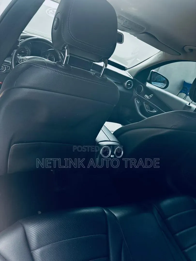 Mercedes-Benz C300 Sport 4Matic Sedan AWD (2.0L 4cyl 7A) 2017 Silver