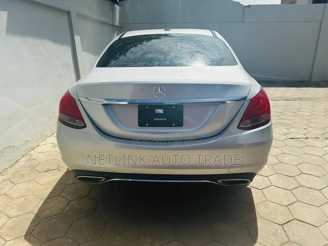 Mercedes-Benz C300 Sport 4Matic Sedan AWD (2.0L 4cyl 7A) 2017 Silver