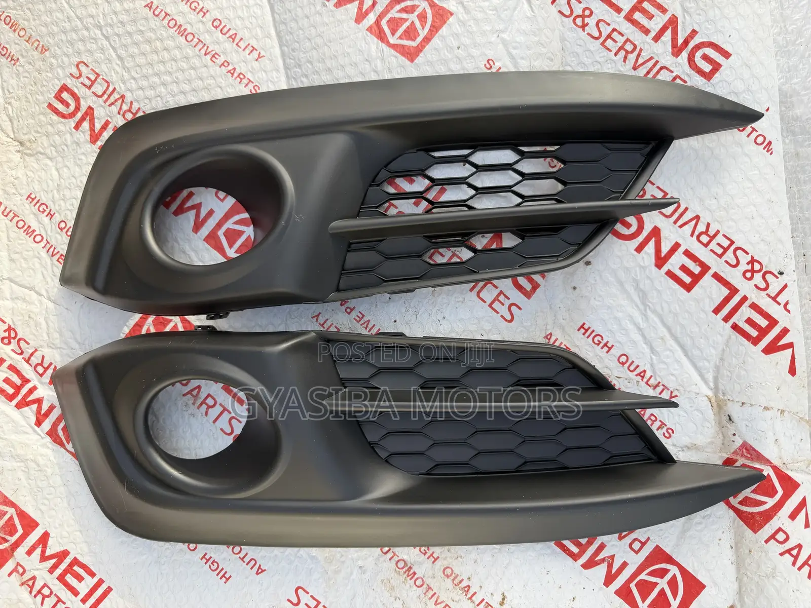 Honda Civic 2016 - 2018 Bumper Foglight Cover