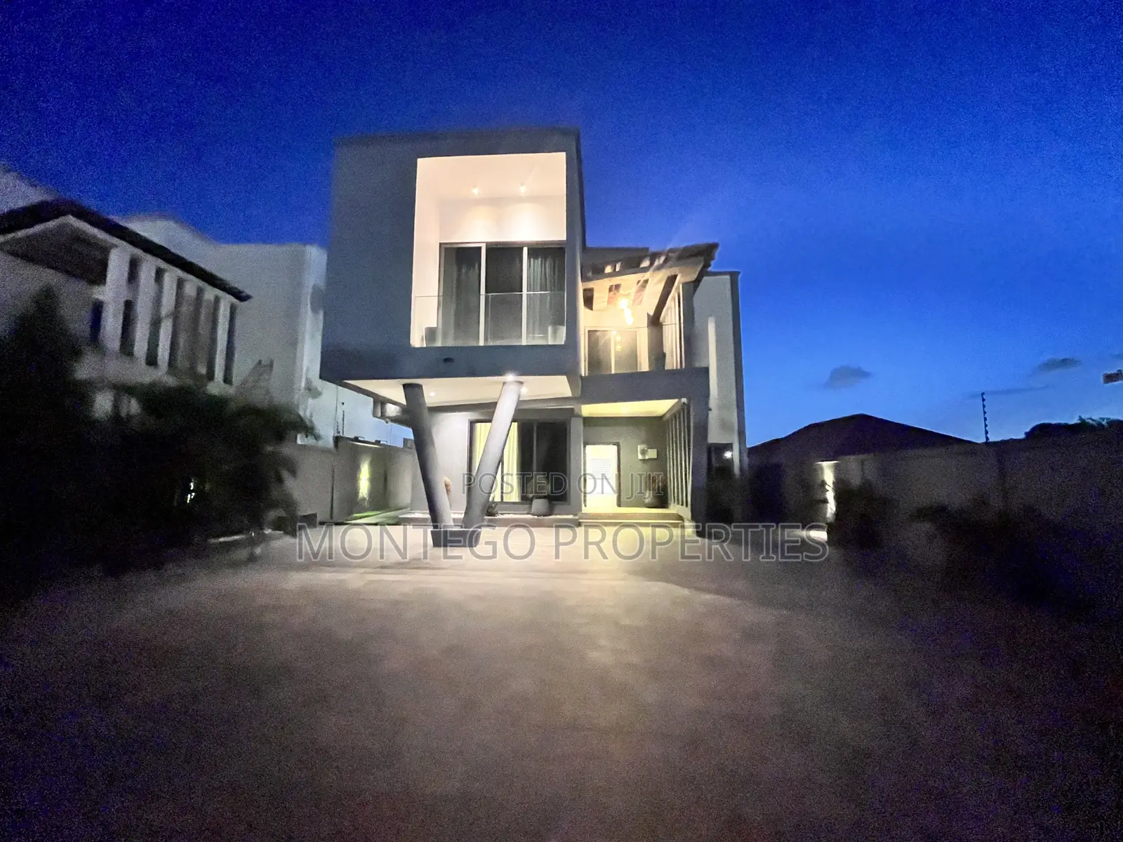 4bdrm House in East Legon Hills, Ashaley Botwe for sale