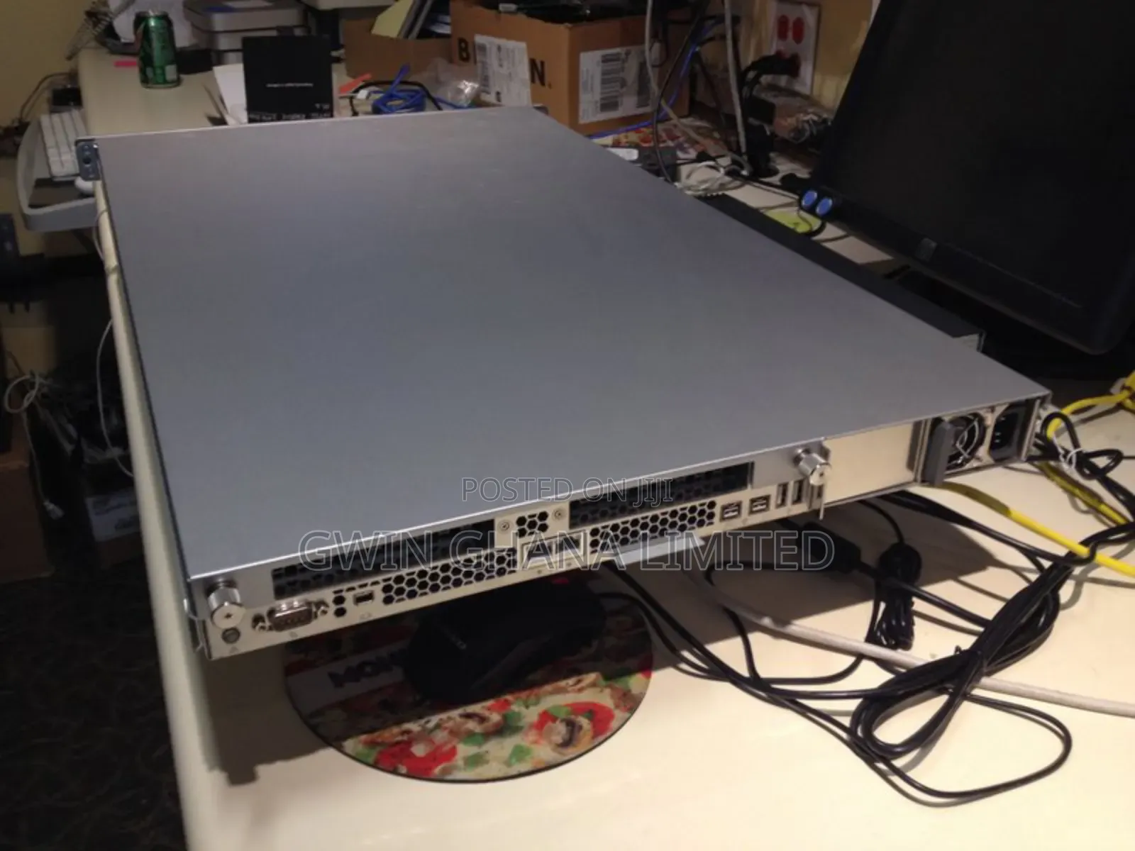 Server 24GB Intel Xeon HDD 3T