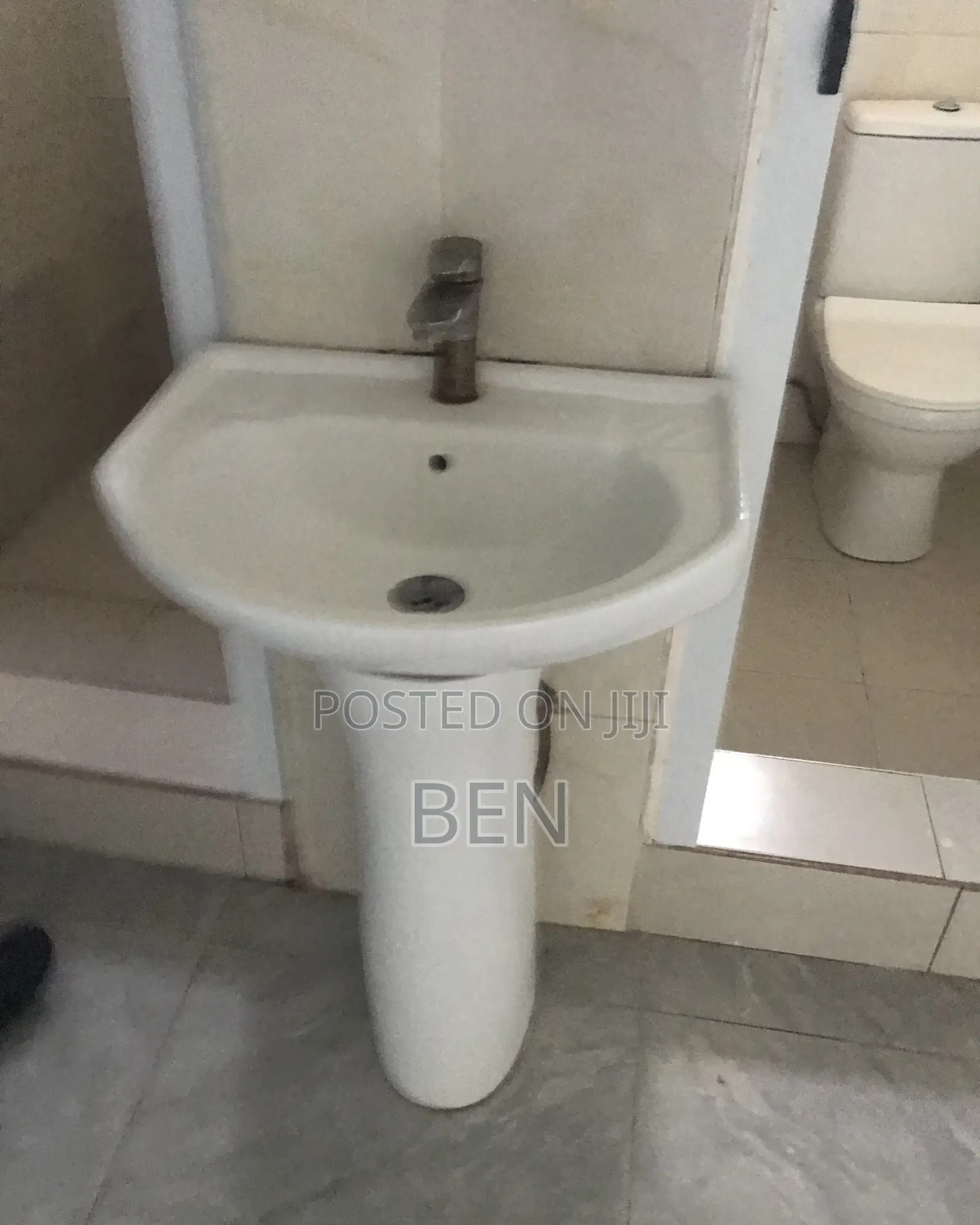 3bdrm Apartment in Tantra Yellow House, Ola Achool Area for rent