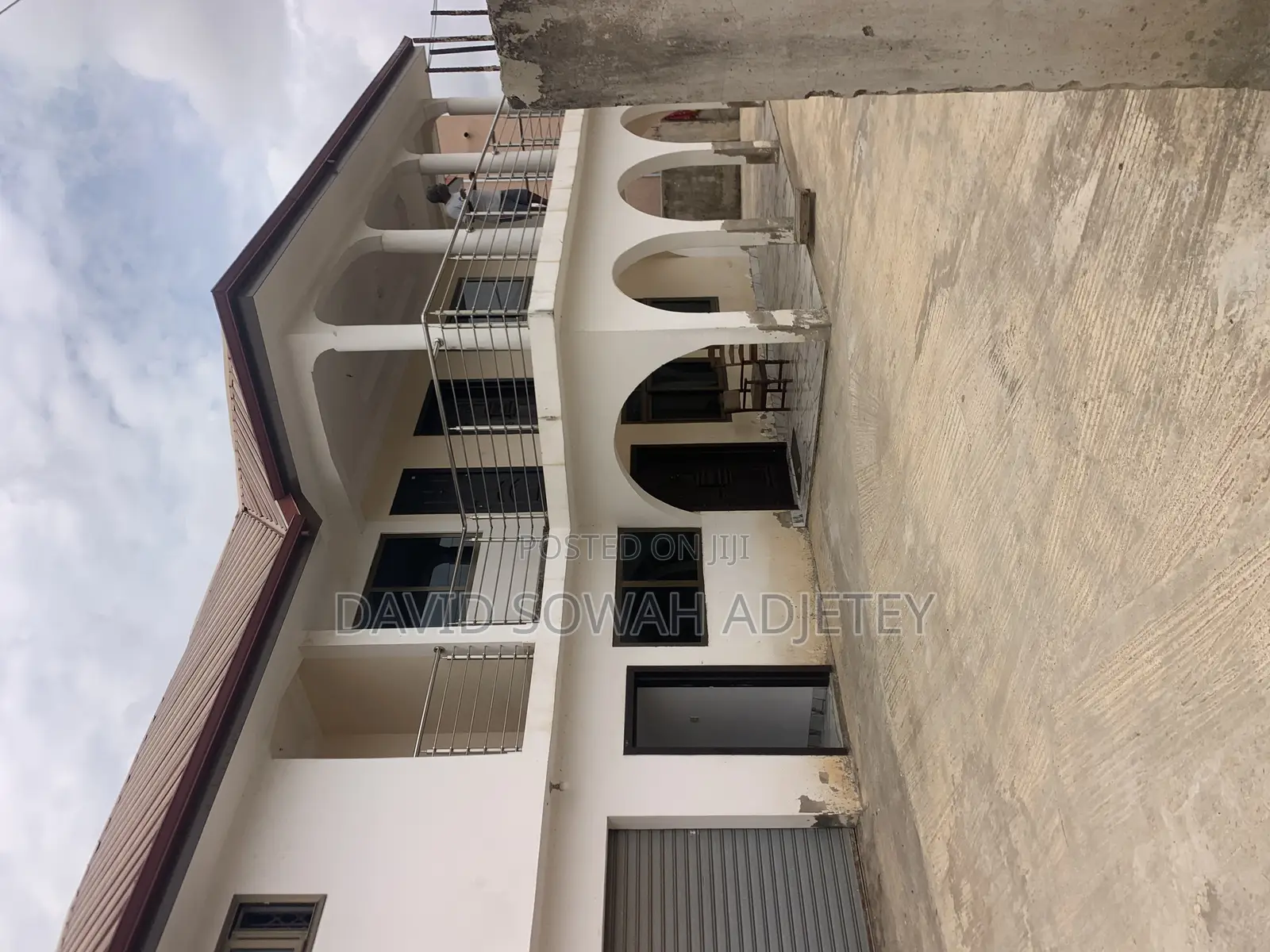 4bdrm Apartment in Agbleza, New Town for rent