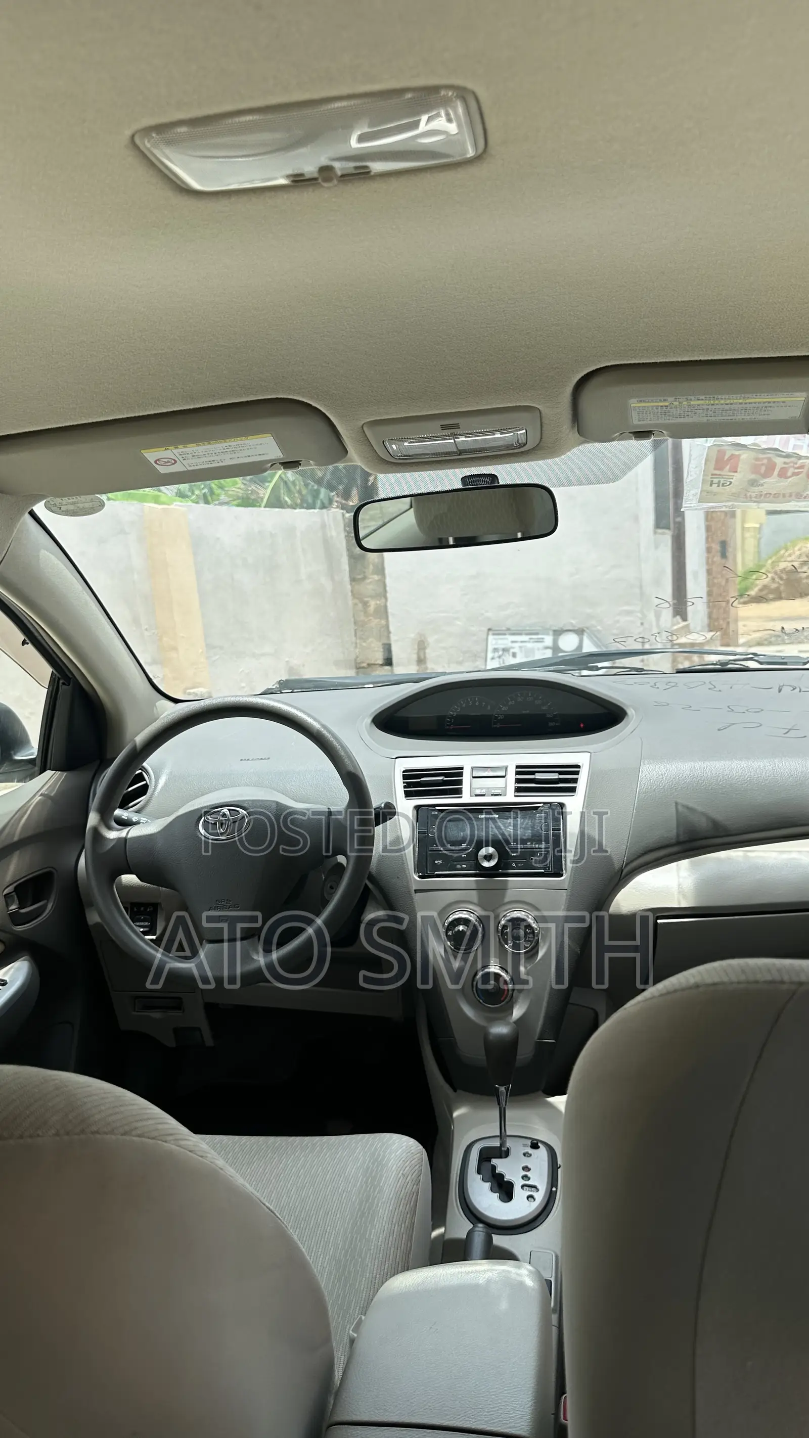 Toyota Belta 2010 Silver
