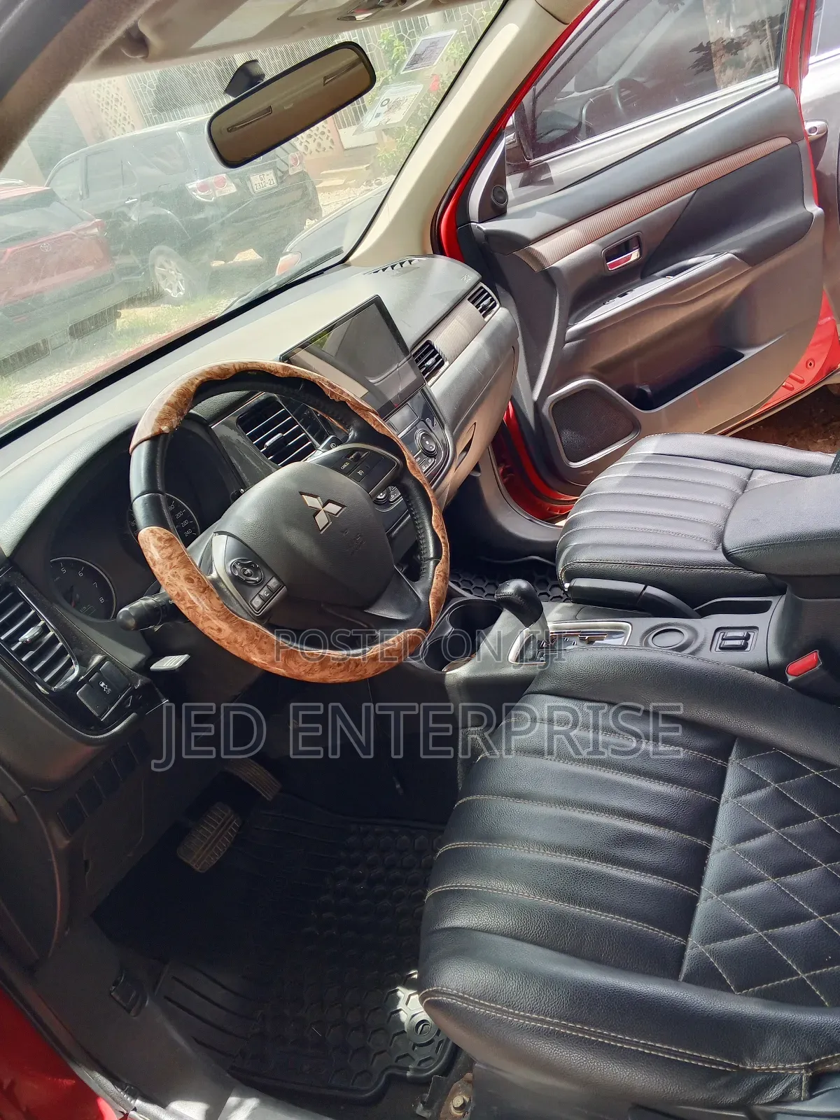 Mitsubishi Outlander 2014 Red