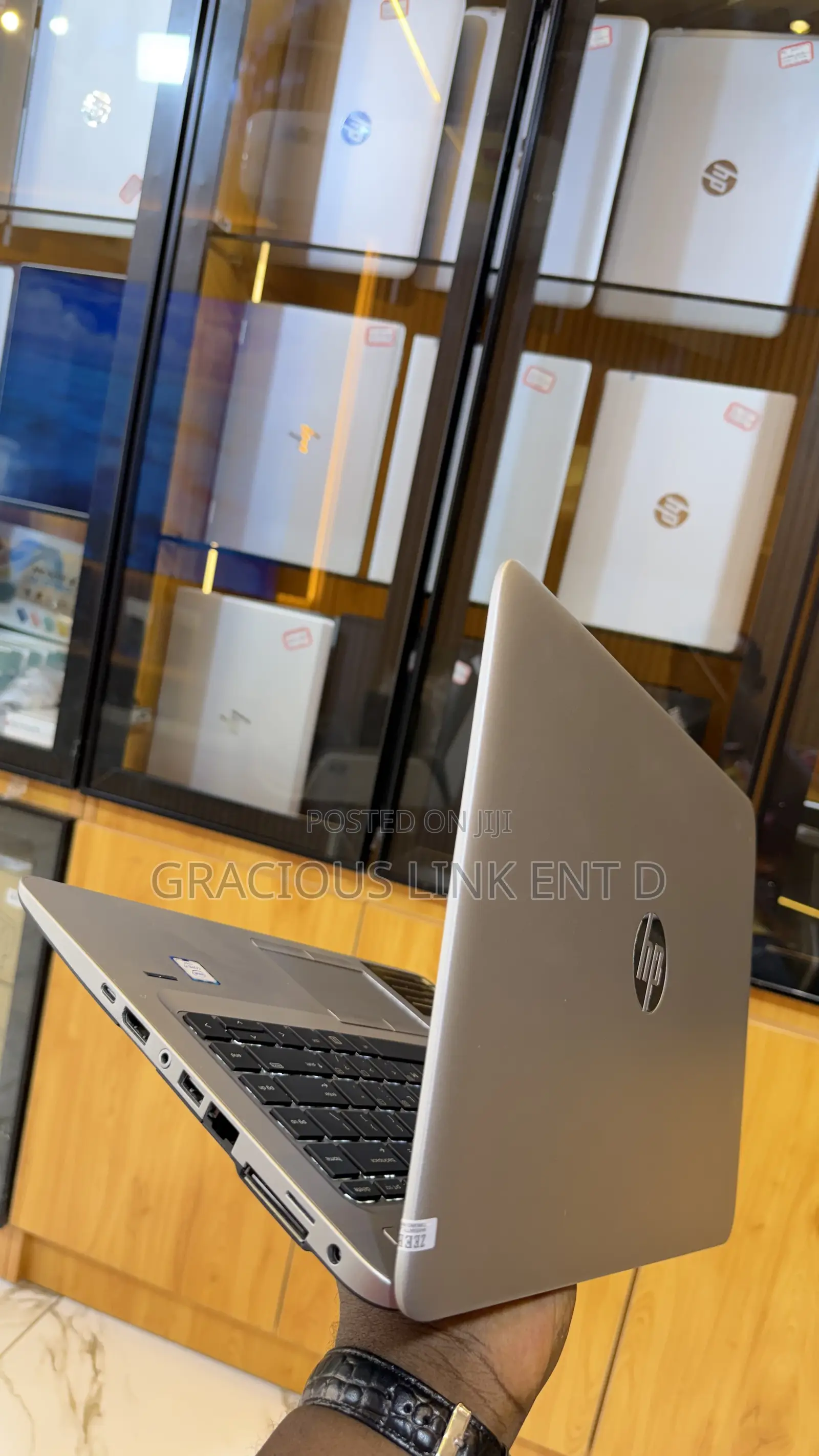 New Laptop HP EliteBook 840 G3 8GB Intel Core i7 SSD 256GB