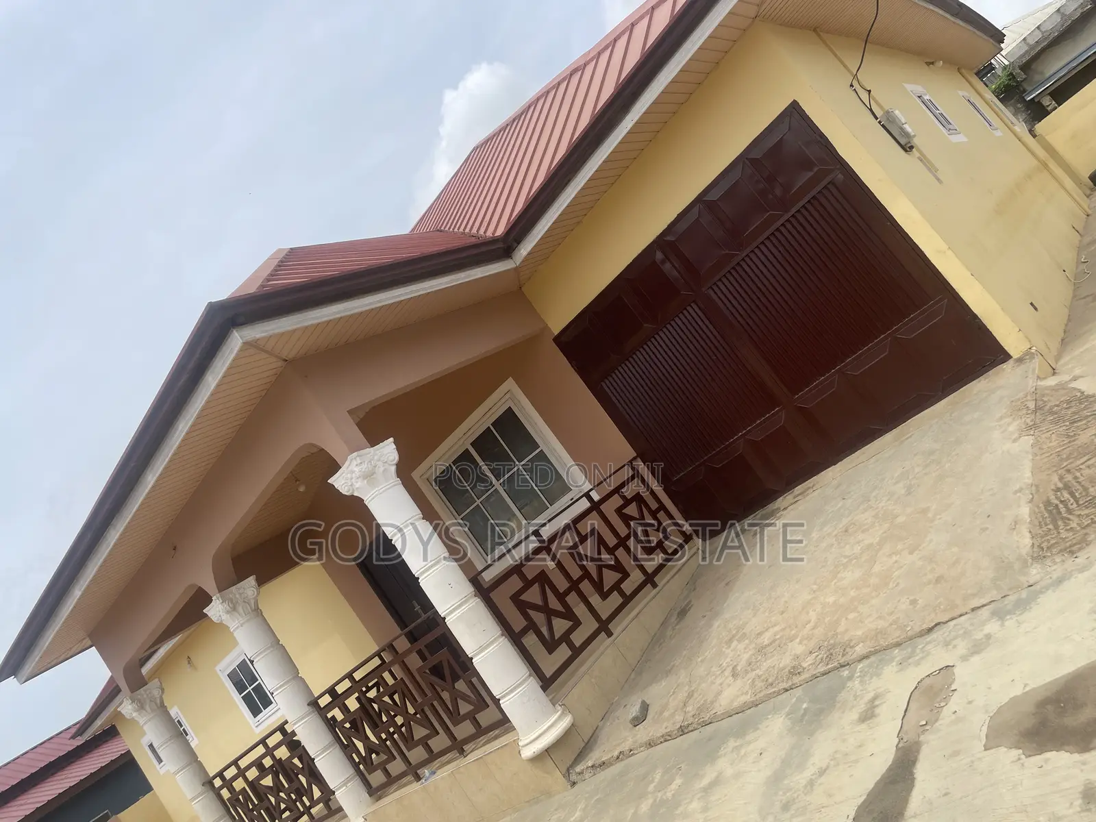 3bdrm House in Lamptey, Kasoa for rent