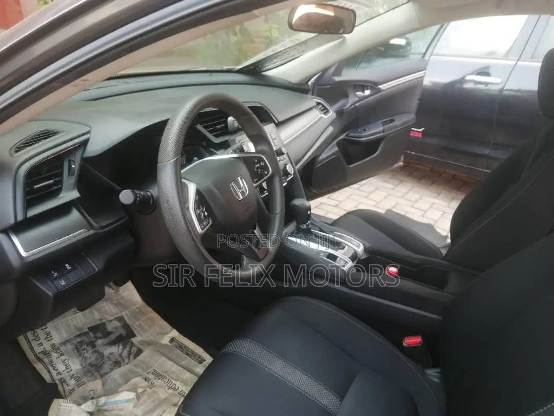 Honda Civic EX Sedan 2020 Gray