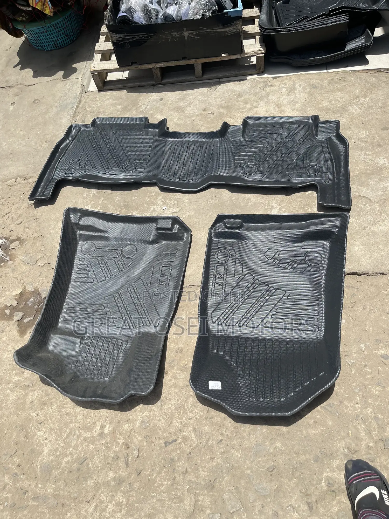 Land Cruiser Carpet( Bucket Type)