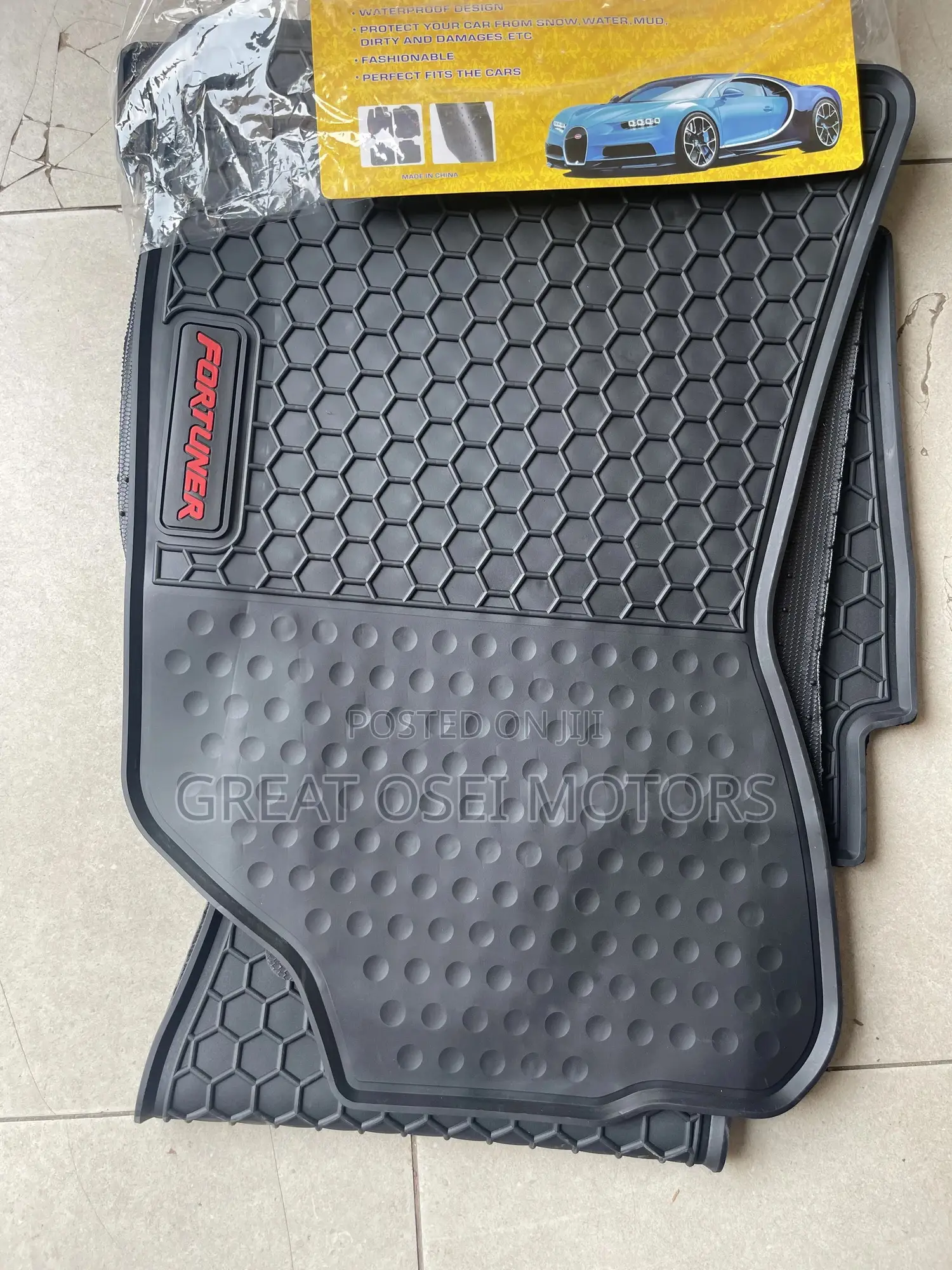 Fortuner Floor Mat