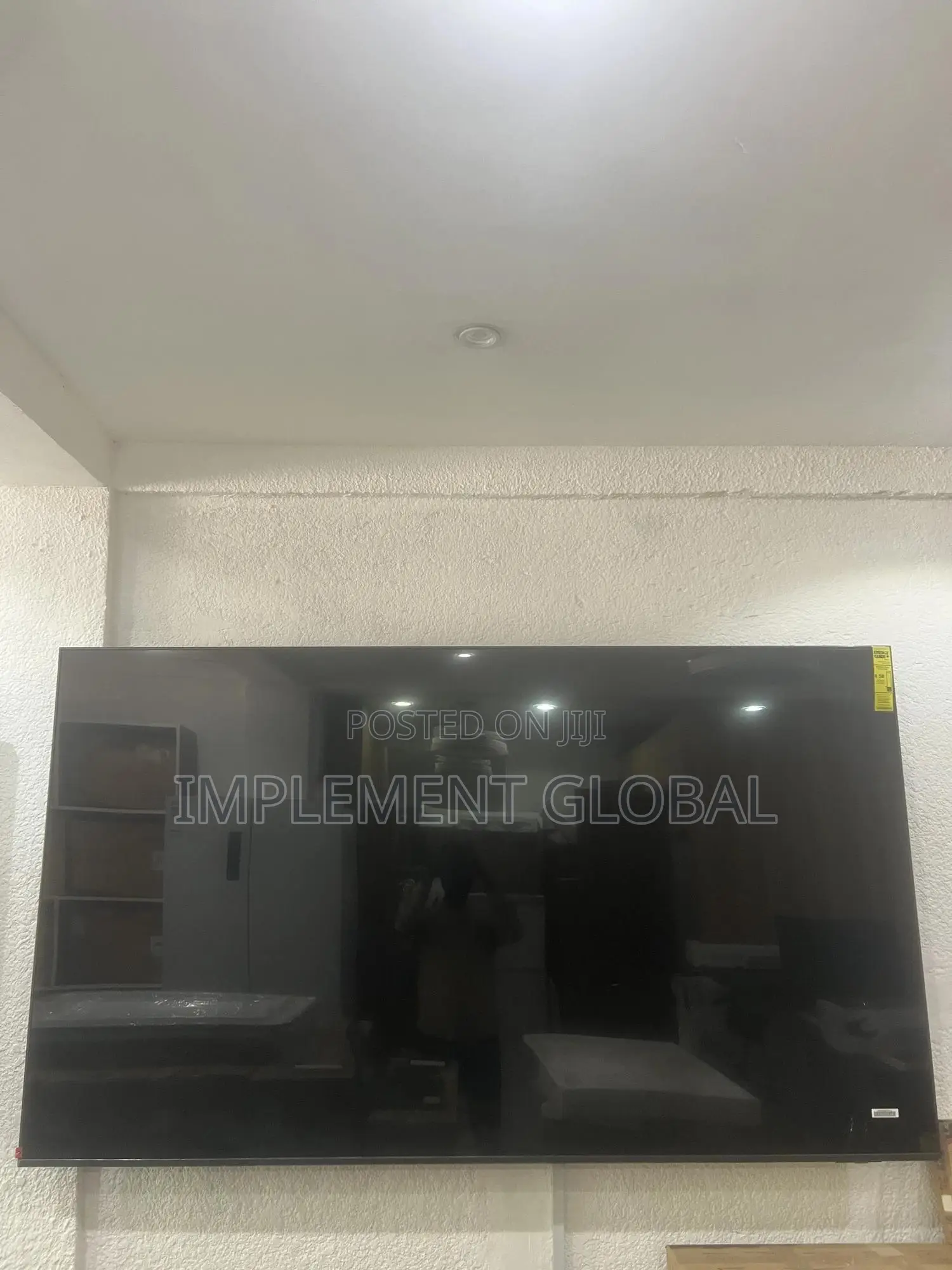 85” Uhd Samsung TV