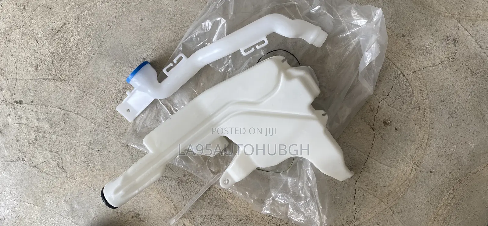 Honda Civic 2016,2017,2018,2019,2020,2021 Windshield Wiper Bottle