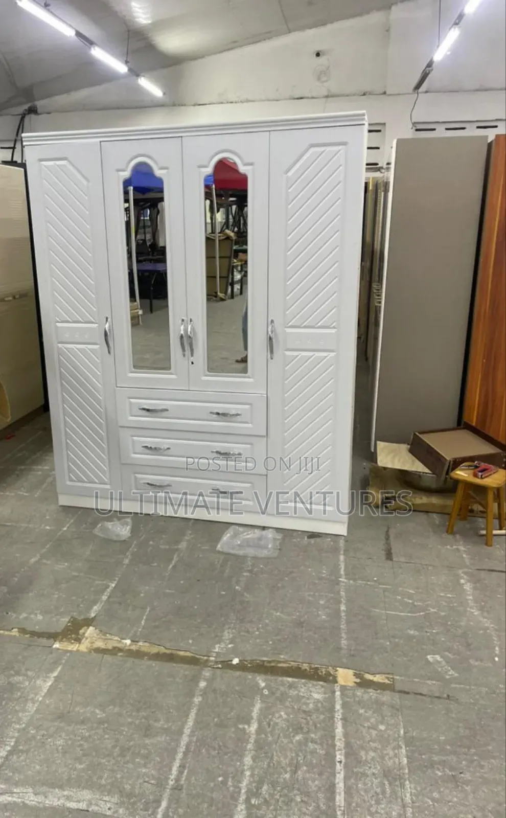 4-Door White Mirrored Wardrobe With 3 Drawers