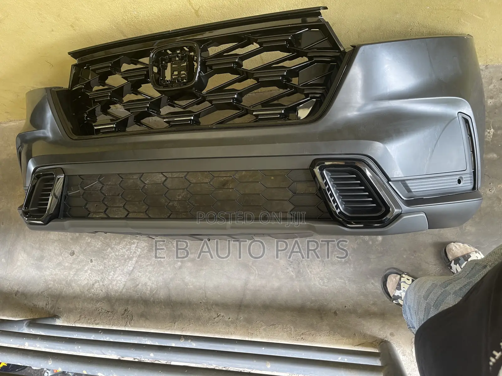 CRV 2023-2025 Front Bumper Complete Hybrid