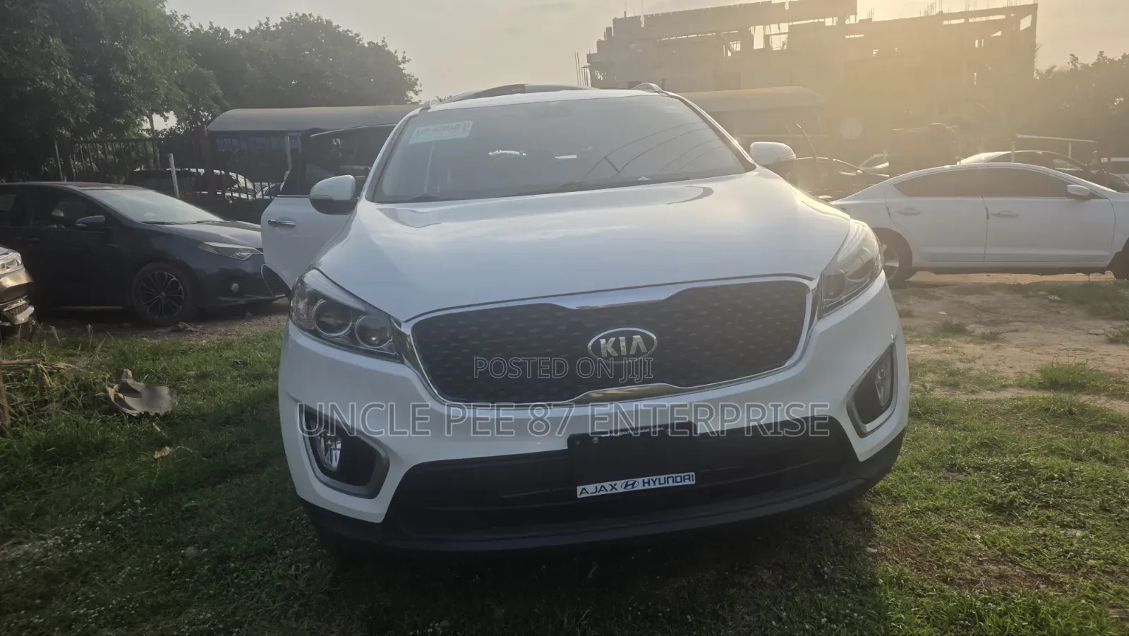 Kia Sorento 2.4L LX AWD 2019 White