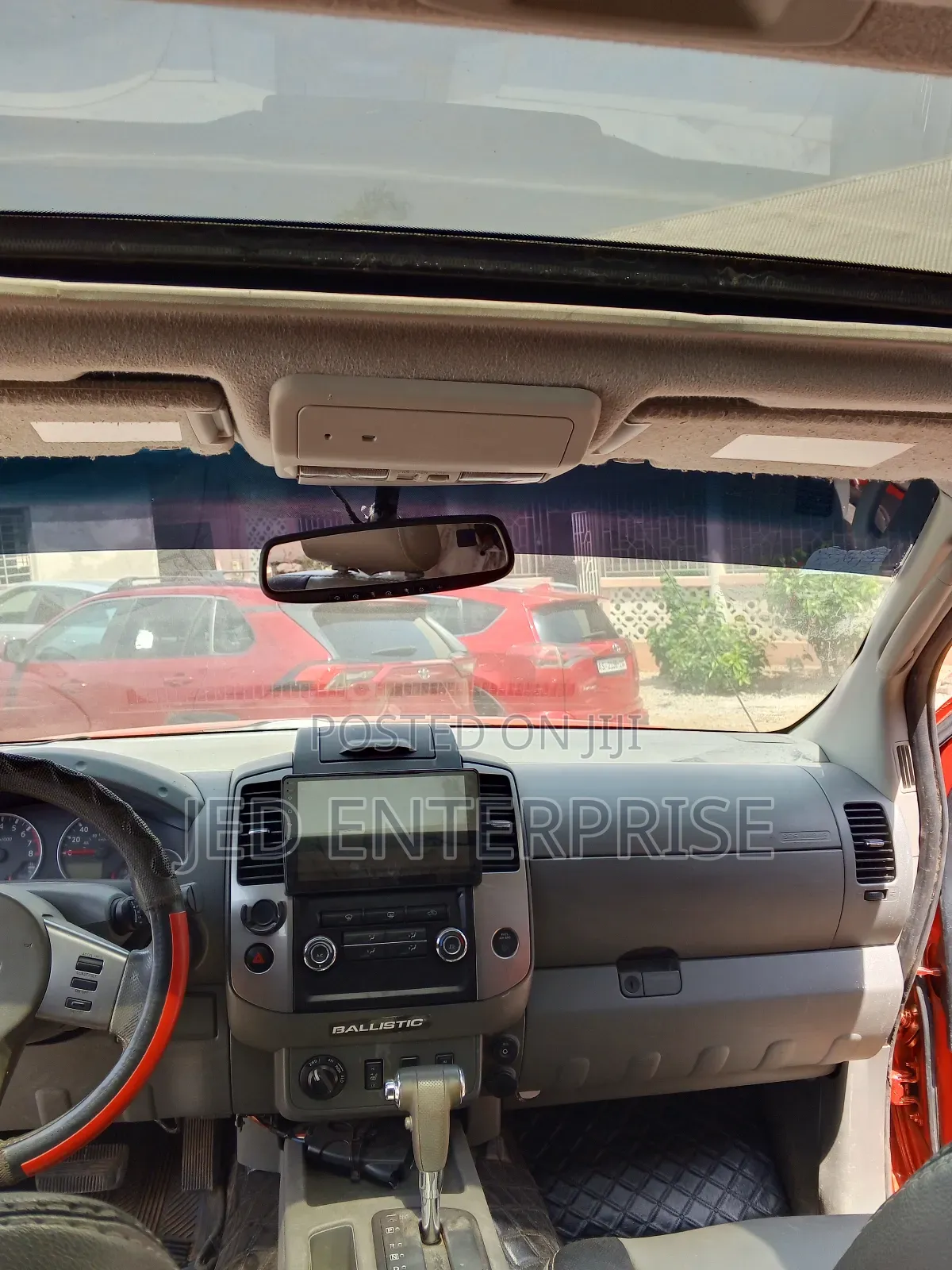 Nissan Frontier 2011 Orange