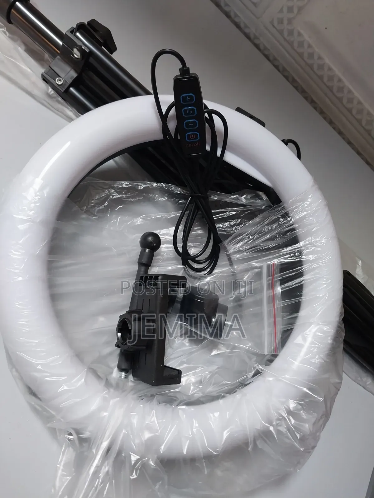 10 Inches Ringlight and Tripod Stand