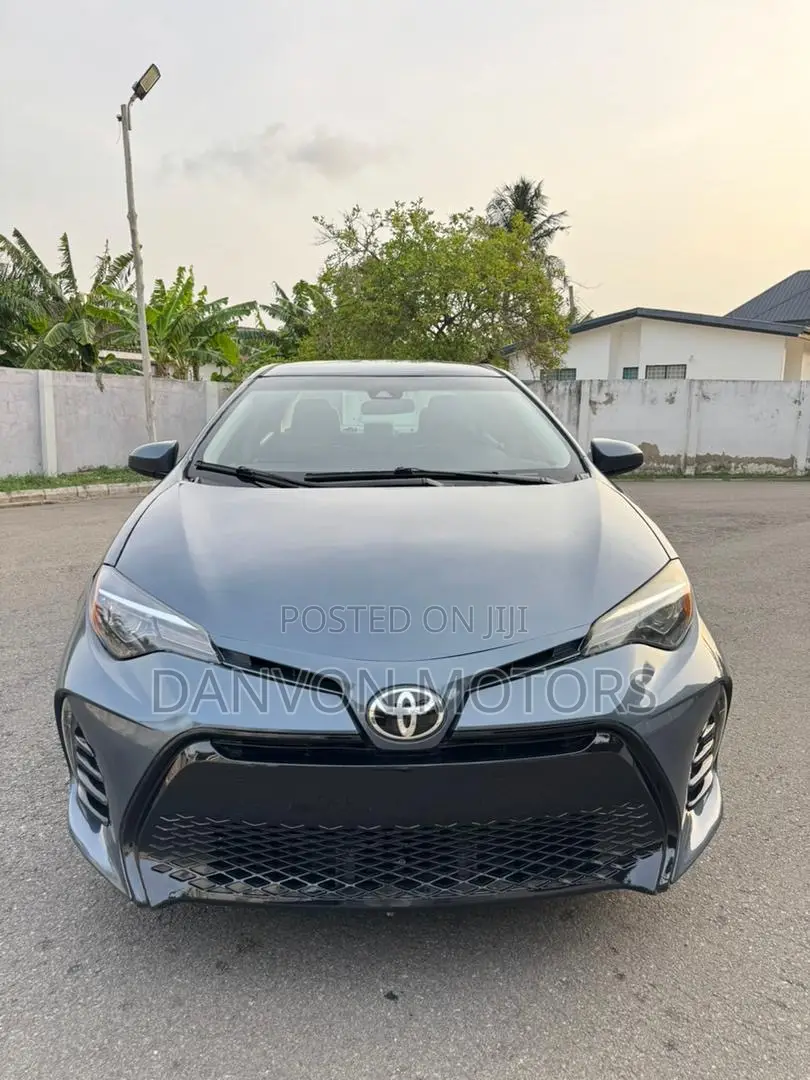 Toyota Corolla LE (1.8L 4cyl 2A) 2019 Gray