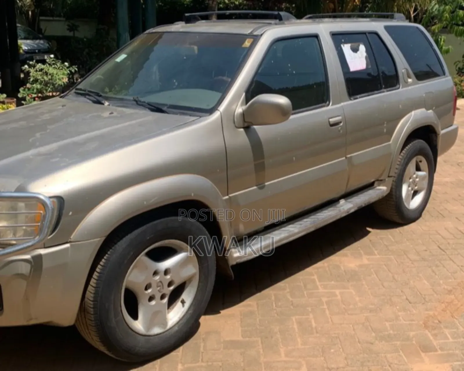 Infiniti QX4 2003 Brown