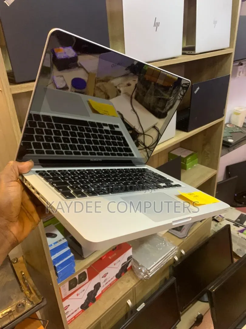 Laptop Apple MacBook 2010 8GB Intel Core i5 HDD 500GB