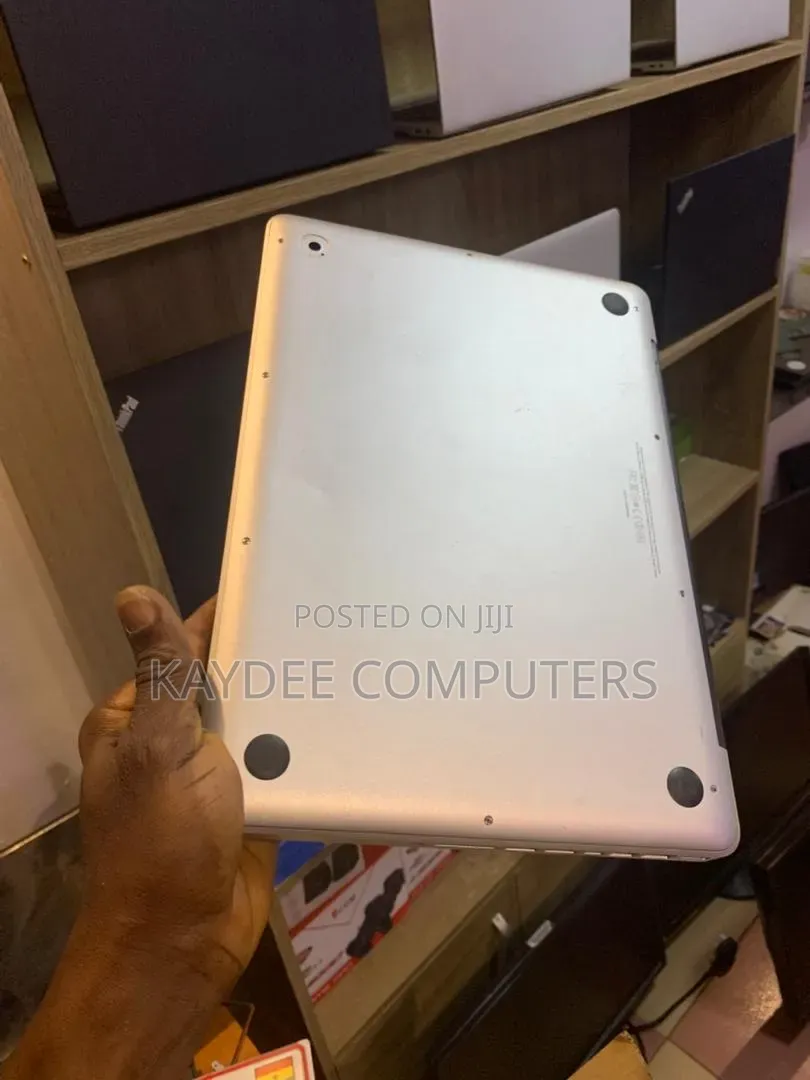 Laptop Apple MacBook 2010 8GB Intel Core i5 HDD 500GB