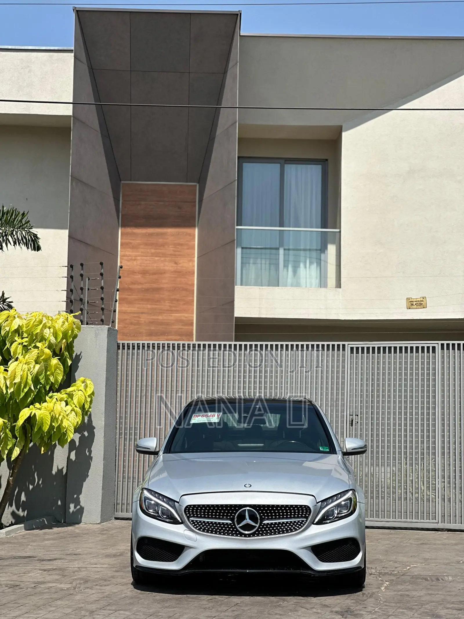 Mercedes-Benz C300 Luxury 4matic Sedan AWD (2.0L 4cyl 7A) 2017 Gray