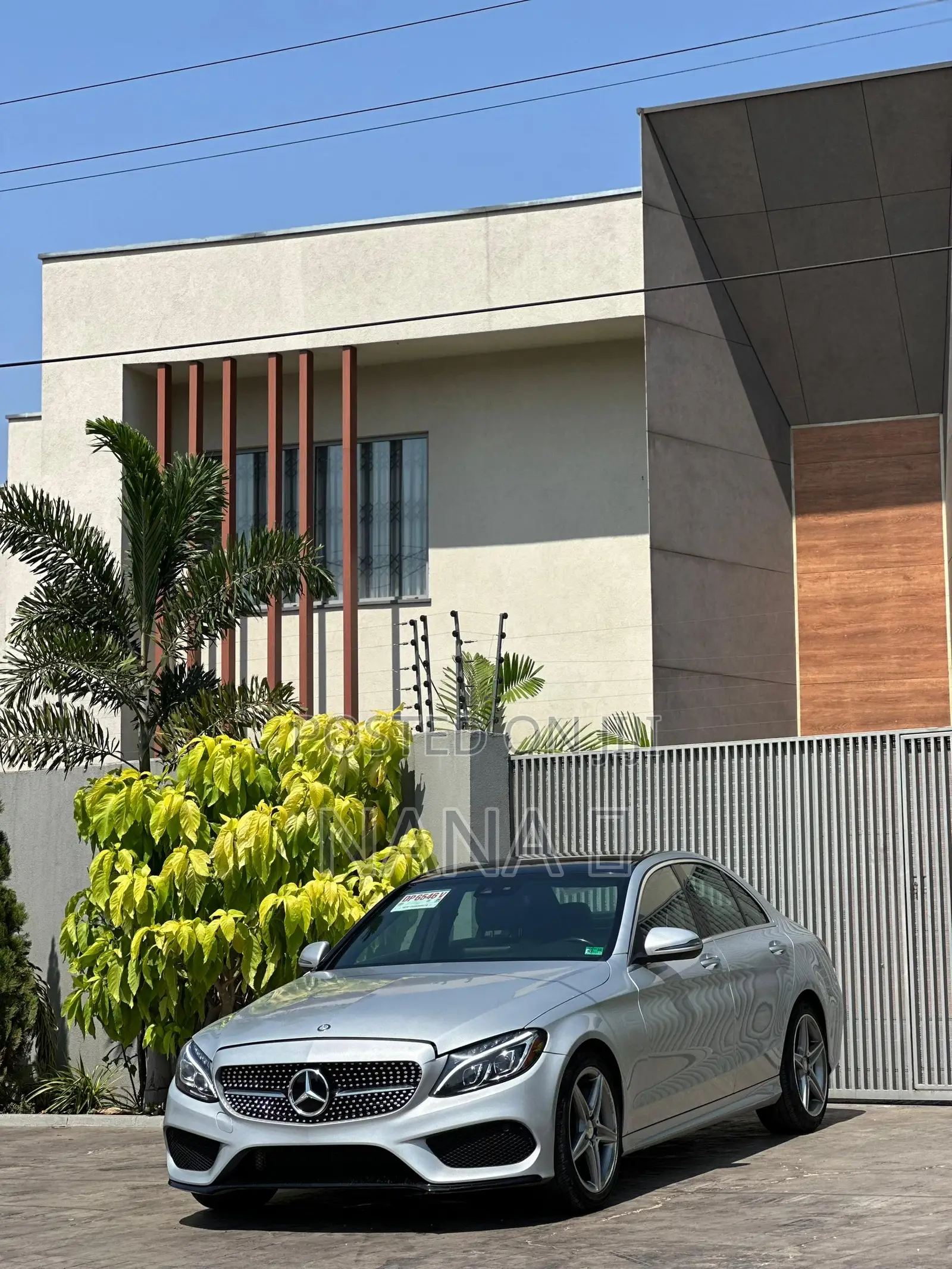 Mercedes-Benz C300 Luxury 4matic Sedan AWD (2.0L 4cyl 7A) 2017 Gray