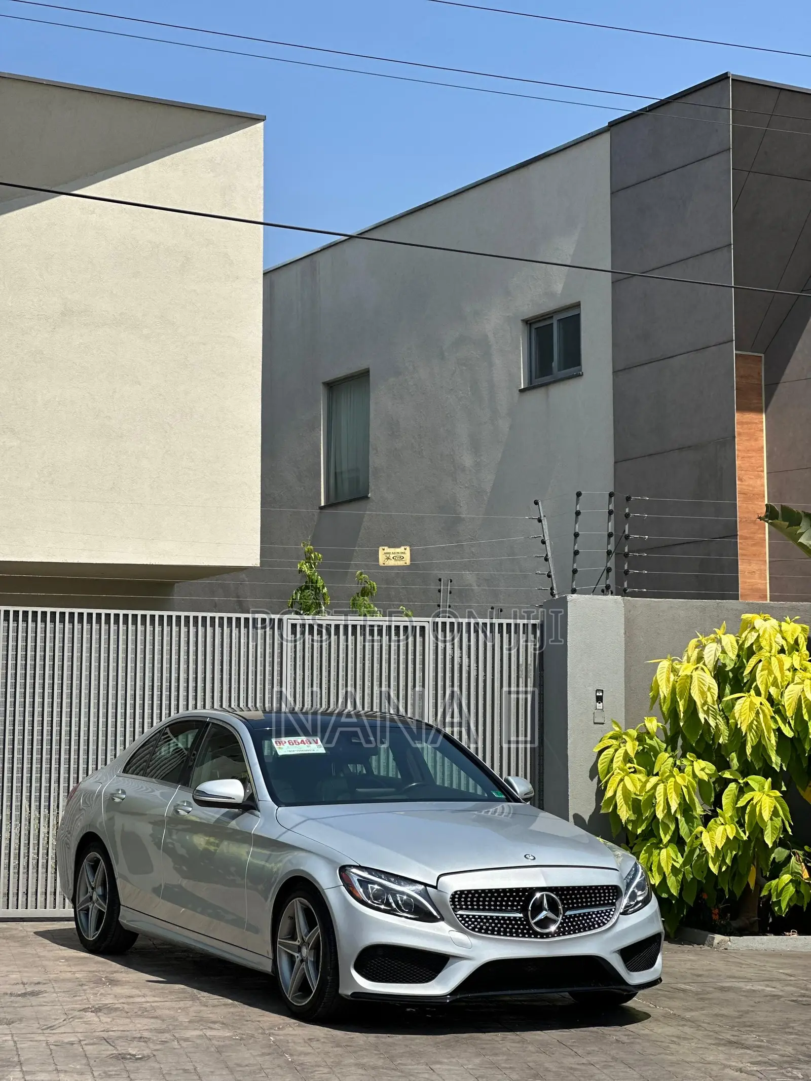 Mercedes-Benz C300 Luxury 4matic Sedan AWD (2.0L 4cyl 7A) 2017 Gray