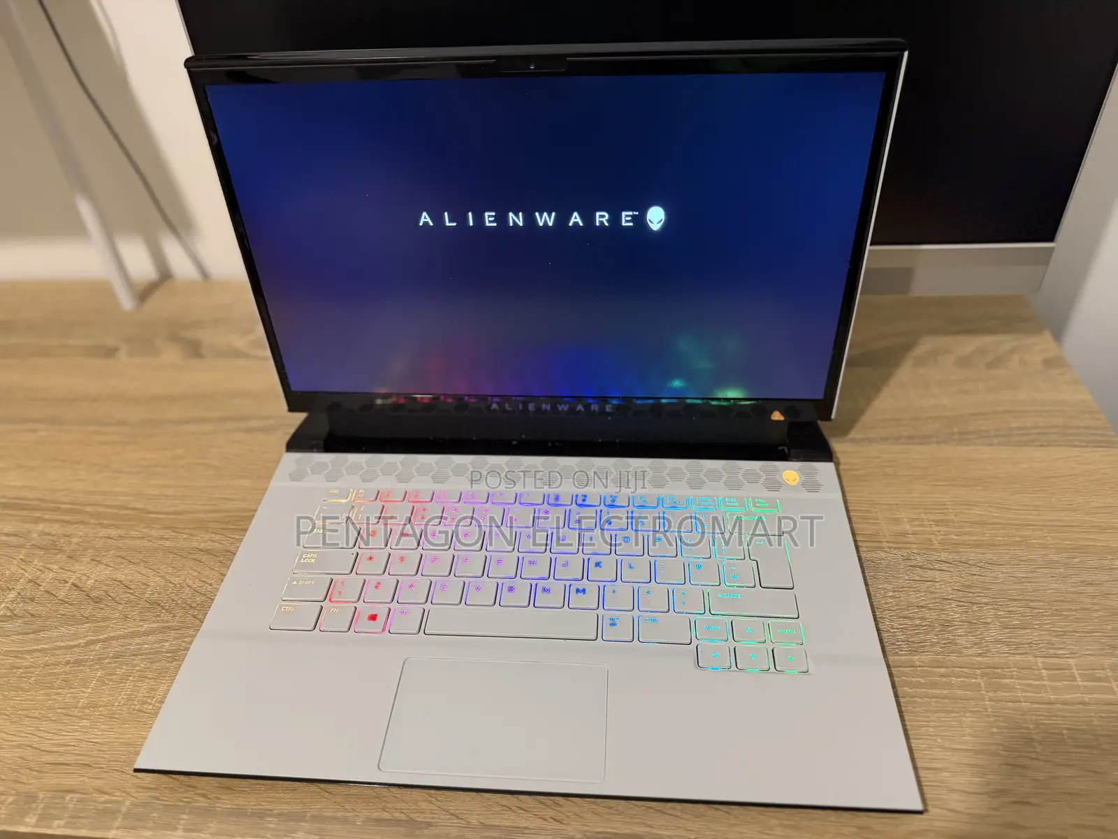 Laptop Dell Allenware M15 R5 8GB Intel Core i5 SSD 256GB