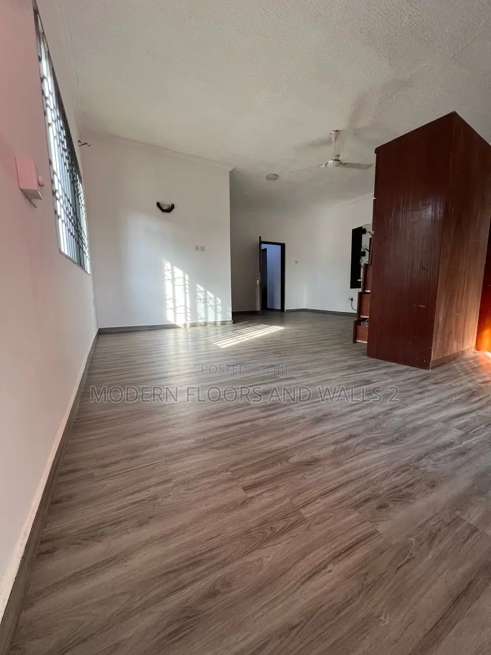 Wood Shade Luxury LVT Vinyl Tiles