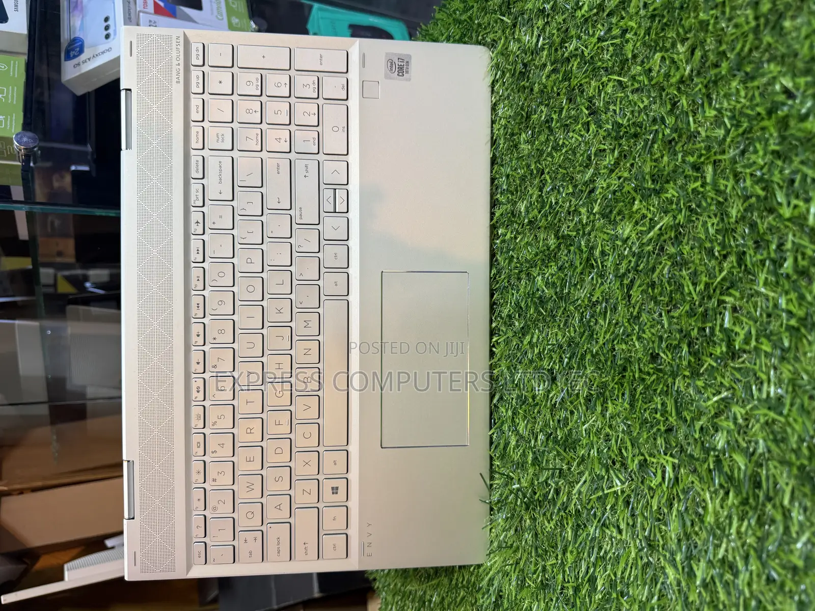 Laptop HP Envy 15-ep0xxx 16GB Intel Core i7 SSD 512GB