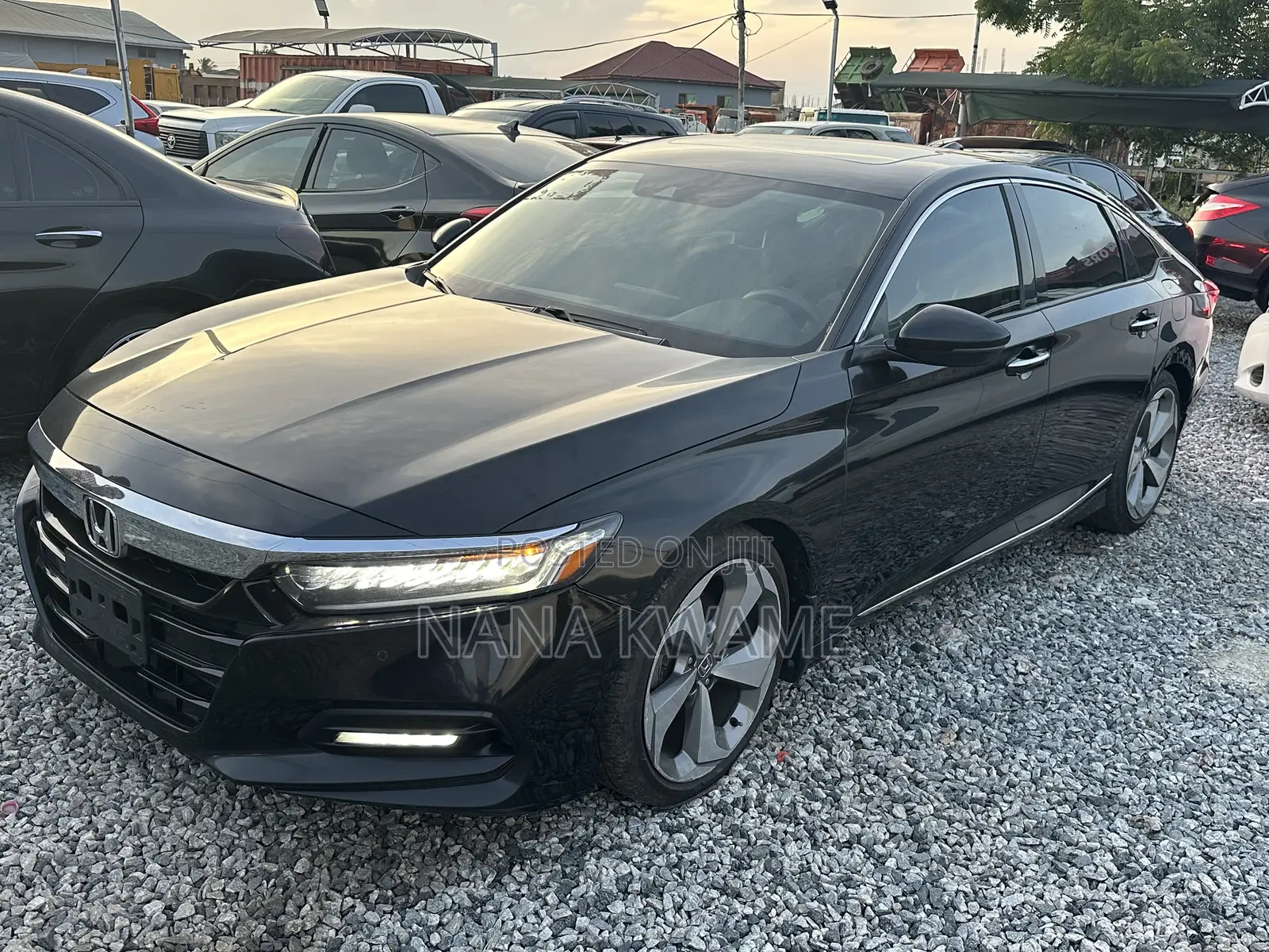 Honda Accord Touring 2.0T 2018 Black
